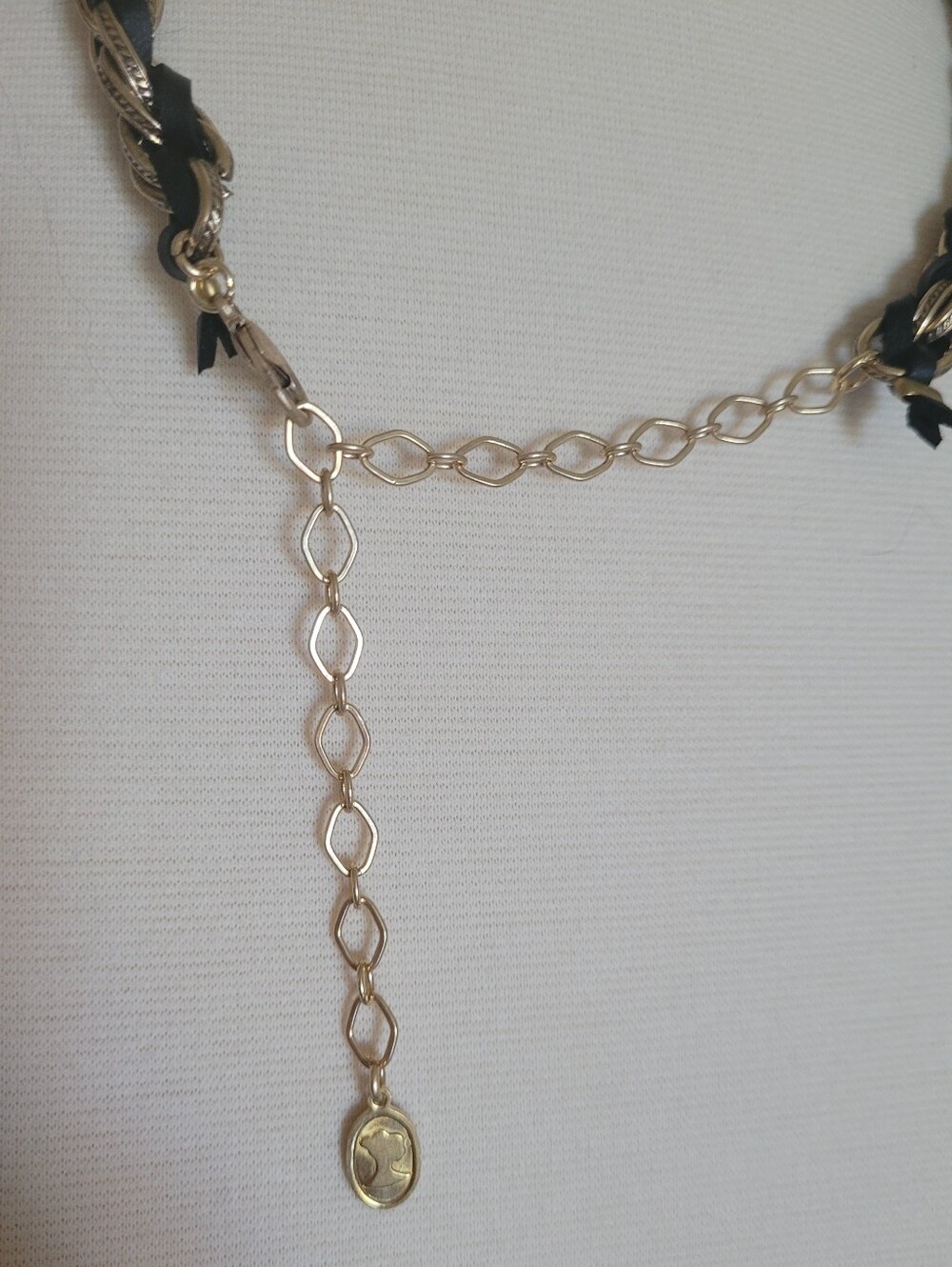 Free People Chunky Necklace. - Picture 6 of 9